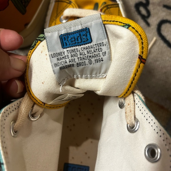 Looney Tunes 10  KED Sneakers 90s Characters Name and related warne Bros .1994 - Picture 6 of 12